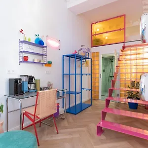 https://apt-retropop-design-designerzimmer-fuer-je-2-personen.hamburg-hotels-de.com